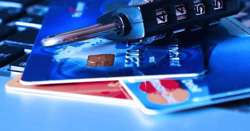 Comment fonctionne concrètement une carte MCD Dual ?