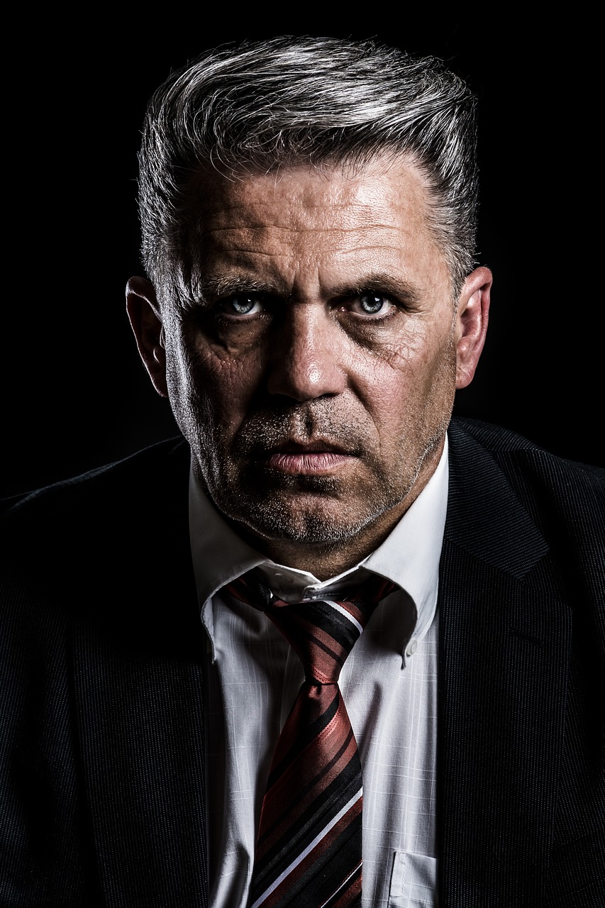 Faut-il un avocat pour rédiger ses statuts ?