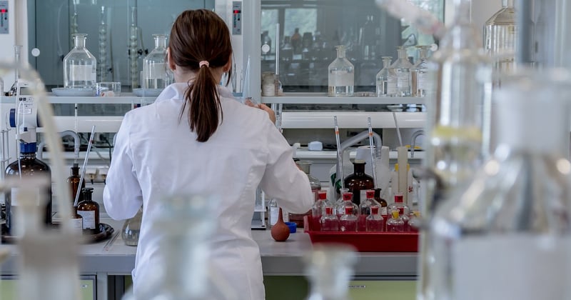 Signalétique hôpital région nantaise : guide pour bien orienter vos patients